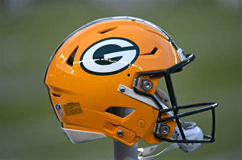 Steelers-Packers trade proposal gives Pittsburgh upgrade at wide ...