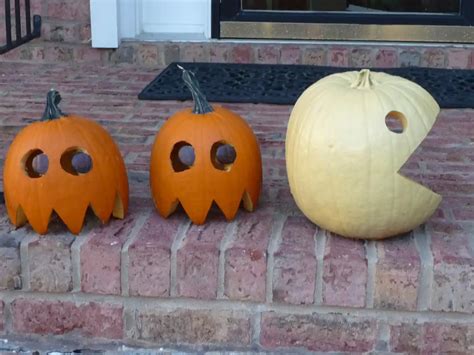 125 Hilarious & Easy Funny Pumpkin Carving Ideas For 2025 – Creative ...