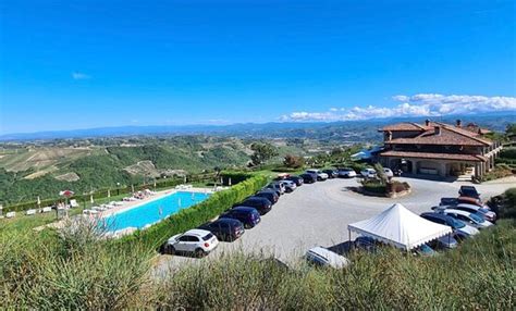 AGRITURISMO AL CASTLE (Montabone) - Farmhouse Reviews, Photos, Rate ...