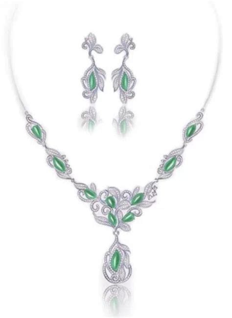 『珠宝』Hemmerle 珠宝亮相 Sotheby’s 伦敦拍卖：浮雕宝石，自然主义 | iDaily Jewelry · 每日珠宝杂志