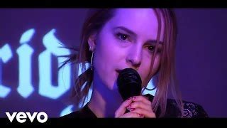 Bridgit Mendler Library 的图像结果