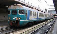treno genova pavia traffico ferroviario in tilt sulla linea pavia treno genova pavia traffico ferroviario in tilt sulla linea pavia