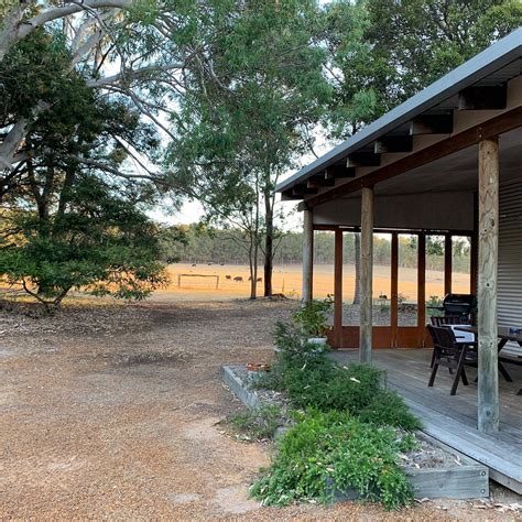 CHAPMAN HILL COTTAGE & STUDIO - Lodging Reviews & Photos - Tripadvisor