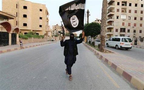 Mumbai police arrest cleric for radicalising Kerala youth to join ISIS ...