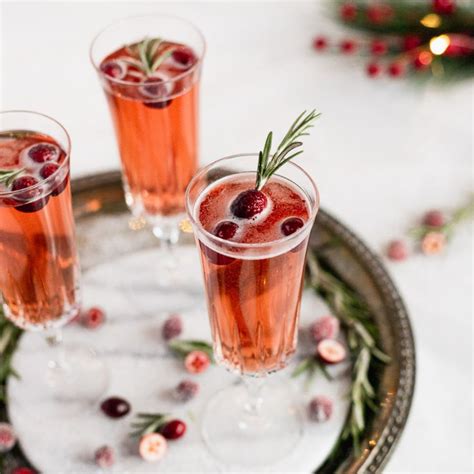 Cranberry Champagne Cocktail Recipe | Festive Holiday Drink