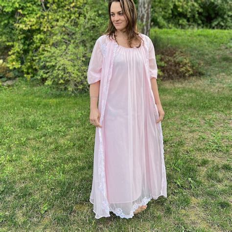 Buy Lingerie Négligée Online In India - Etsy India