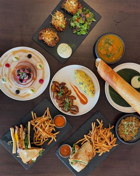 Indus - Modern Indian restaurant in Highland Park, IL