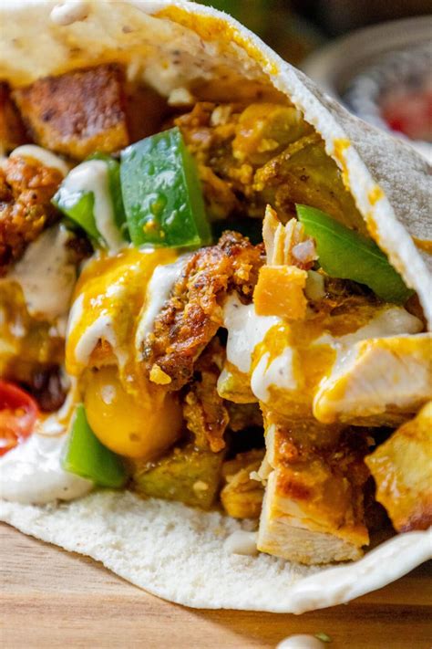 Easy Chicken Shawarma Pitas - Sweet Cs Designs