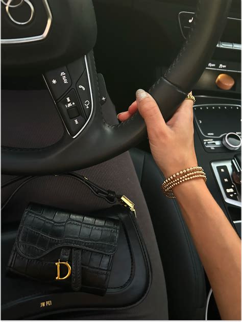 Gold Stack 的图像结果