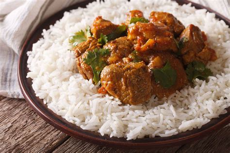 Spicy Madras Curried Lamb • Latasha's Kitchen