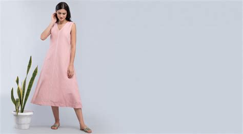 5 Versatile Dresses That Look Great On All Body Types – FableStreet