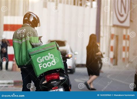 Grab Food is Food Delivery Service in Bangkok City,Thailand, Nov 06 ...