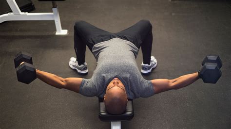 What is the best dumbbell chest workout for building strength? | Live Science