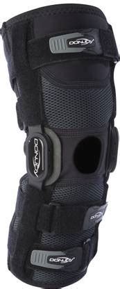 Donjoy Playmaker Xpert Knee Support - Buy Donjoy Playmaker Xpert Knee ...