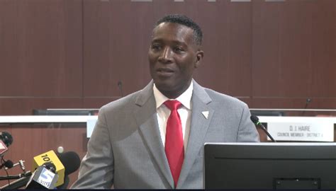 Roberto E. Bryan Jr. named City of Fayetteville's new police chief