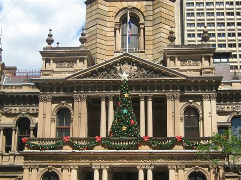 Sydney - City and Suburbs: Sydney Town Hall, Christmas