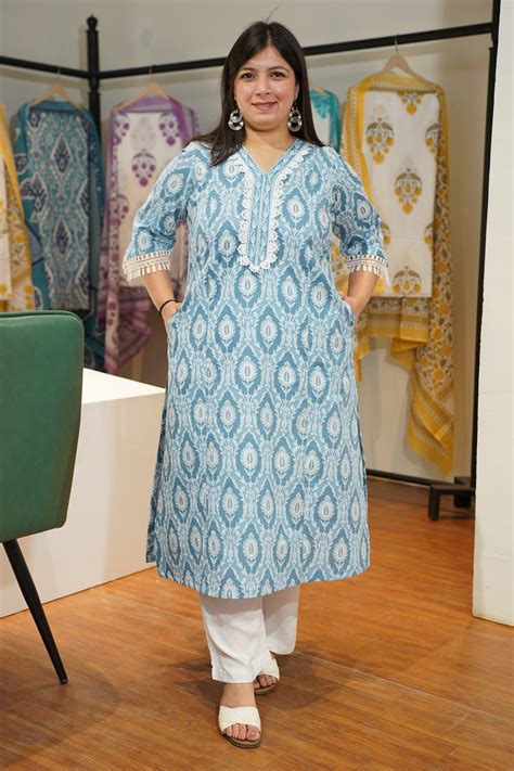 Buy Plus Size Kurtas & Kurtis For Women Online - Apella