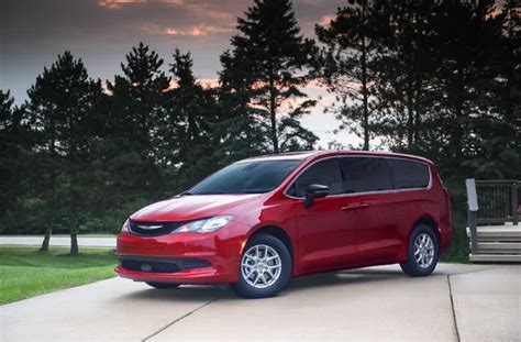 Chrysler Vehicles: Prices, Reviews & Pictures | U.S. News
