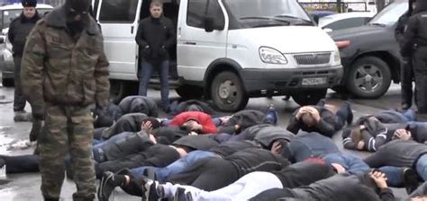 俄罗斯黑帮头目聚会53人被捕(组图)|黑帮头目|黑帮聚会|黑帮_新浪新闻