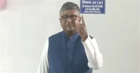 Bihar polls: Ravi Shankar Prasad casts vote, says election will be ...