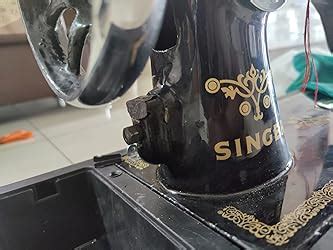 Singer Solo Straight Stitch Hand Sewing Machine (Black) : Amazon.in ...