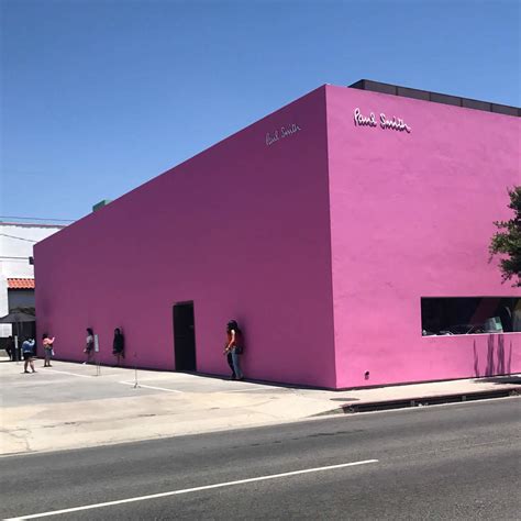 Paul Smith's Pink Wall in Los Angeles, CA (19 Photos)