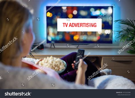 TV Commercial 的图像结果