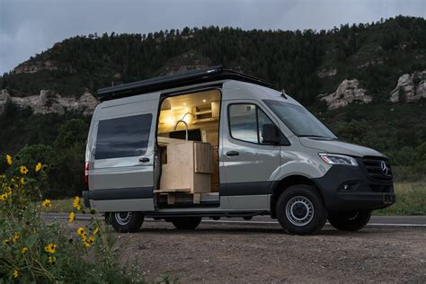 Custom Sprinter Vans 的图像结果
