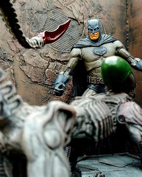 NECA inspired me to custom my own Batman vs Alien Joker : r/LV426