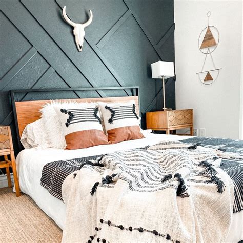 8 Stylish Bedrooms with Wooden Accent Walls to Inspire You – HOMYSTYLE