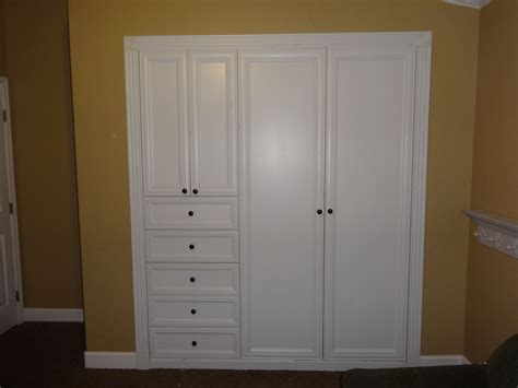 Clean Built-in Closets and Cabinets