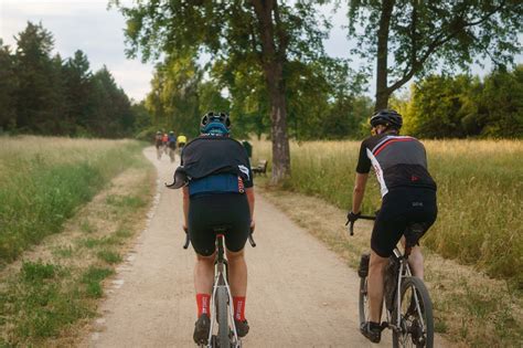 CX FAR Dreckiger Donnerstag: Asphalt ist Lava - CXBerlin