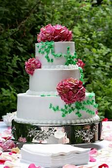 Simple Wedding Cake Decorating Ideas by Wedding Cake Decorating Ideas Easy Wedding Cake Simple Wedding Cake Decorating Ideas