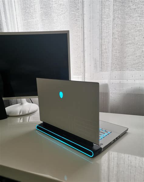 Alienware R3 的图像结果