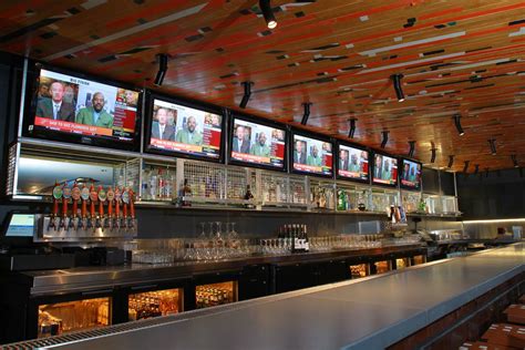 Hyatt, Knuckles Bar, Monterey California 3 | McGees