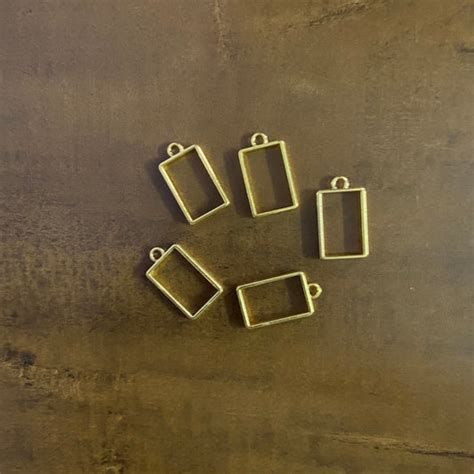 Bezels – Shrebhavi - Resin Art & Material Shop