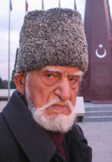 Nevruz Dede Kimdir, Hayatı ve Resimleri