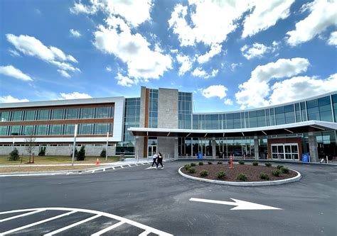 Bon Secours to open Suffolk Harbour View hospital