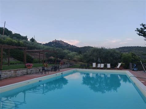 AGRITURISMO IL MONTE (Monte Santa Maria Tiberina) - Farmhouse Reviews ...
