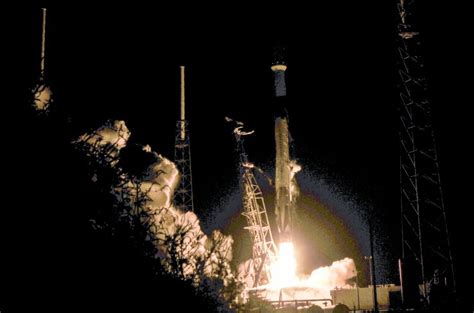 NASA首艘SpaceX载人飞船年内升空 – 北美海客生活网