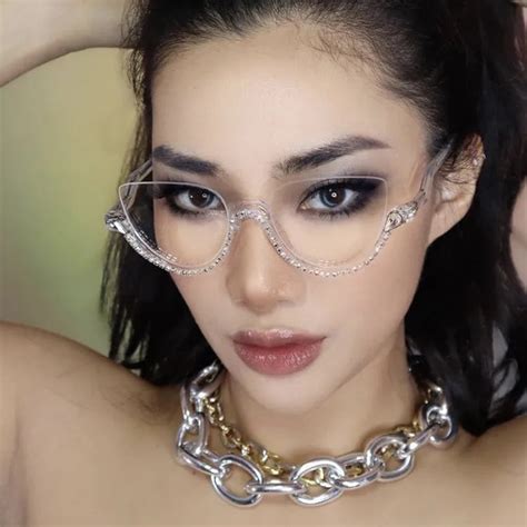 Diamond Cat Eye Sunglasses – ThePurpleWings