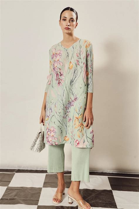 Laylon Lillies Mint Green Floral Tunic Set