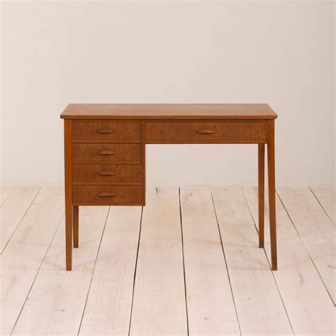Small Danish vintage teak desk with five drawers - Futureantiques