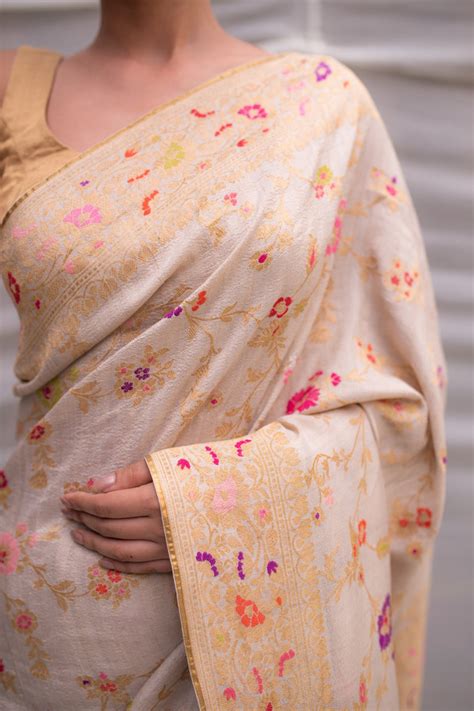 Buy Banarasi Silk Sarees Online at Priyanka Raajiv