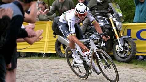 Image result for Paris-Roubaix Finish