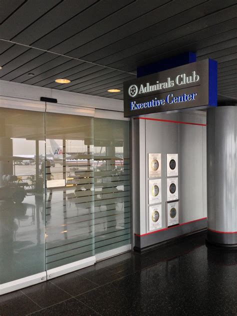 American Airlines Admirals Club - Chicago, IL - Nextdoor