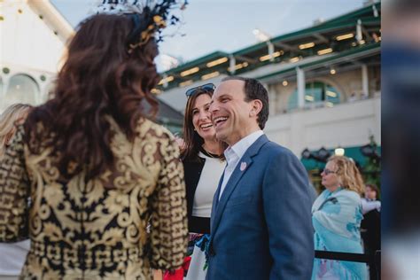 ‘We love it’: People from across the country make it to Churchill Downs ...