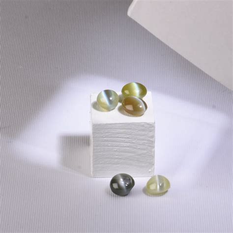 Astrological Benefits of Chrysoberyl Cat's Eye Stone (Lehsuniya ...