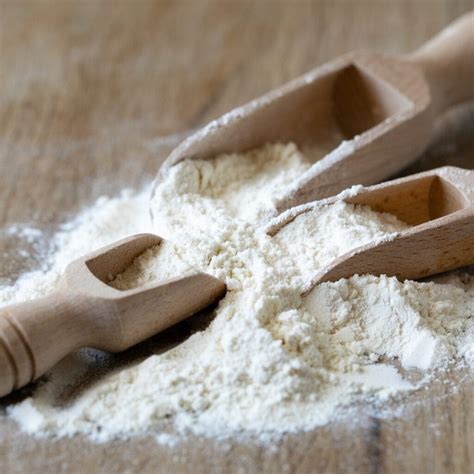 What Is 00 Flour? (+ How to Use It) - Insanely Good