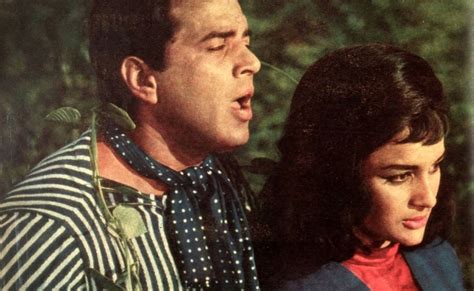 जब आशा पारेख ने दी धर्मेंद्र को ऐसे धमकी, एक्टर ने डर के मारे नहीं ...